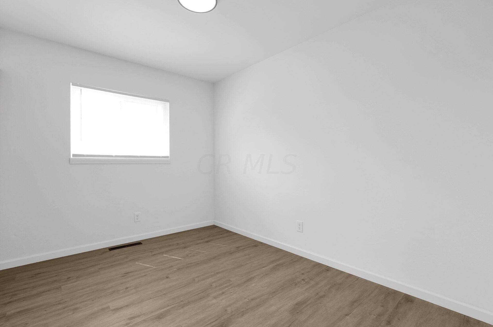 2943 Southfield Dr, Columbus OH 43207-3389 exterior