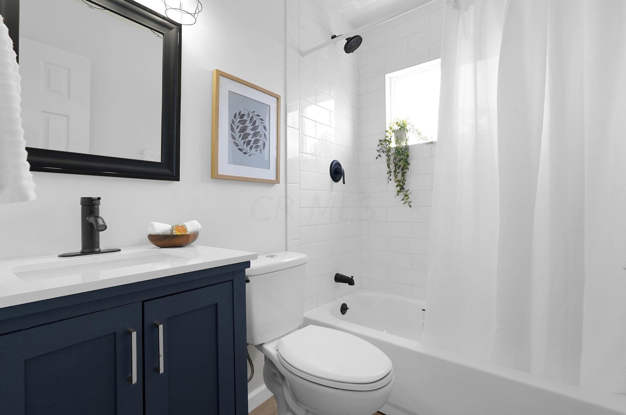 2943 Southfield Dr, Columbus OH 43207-3389 exterior