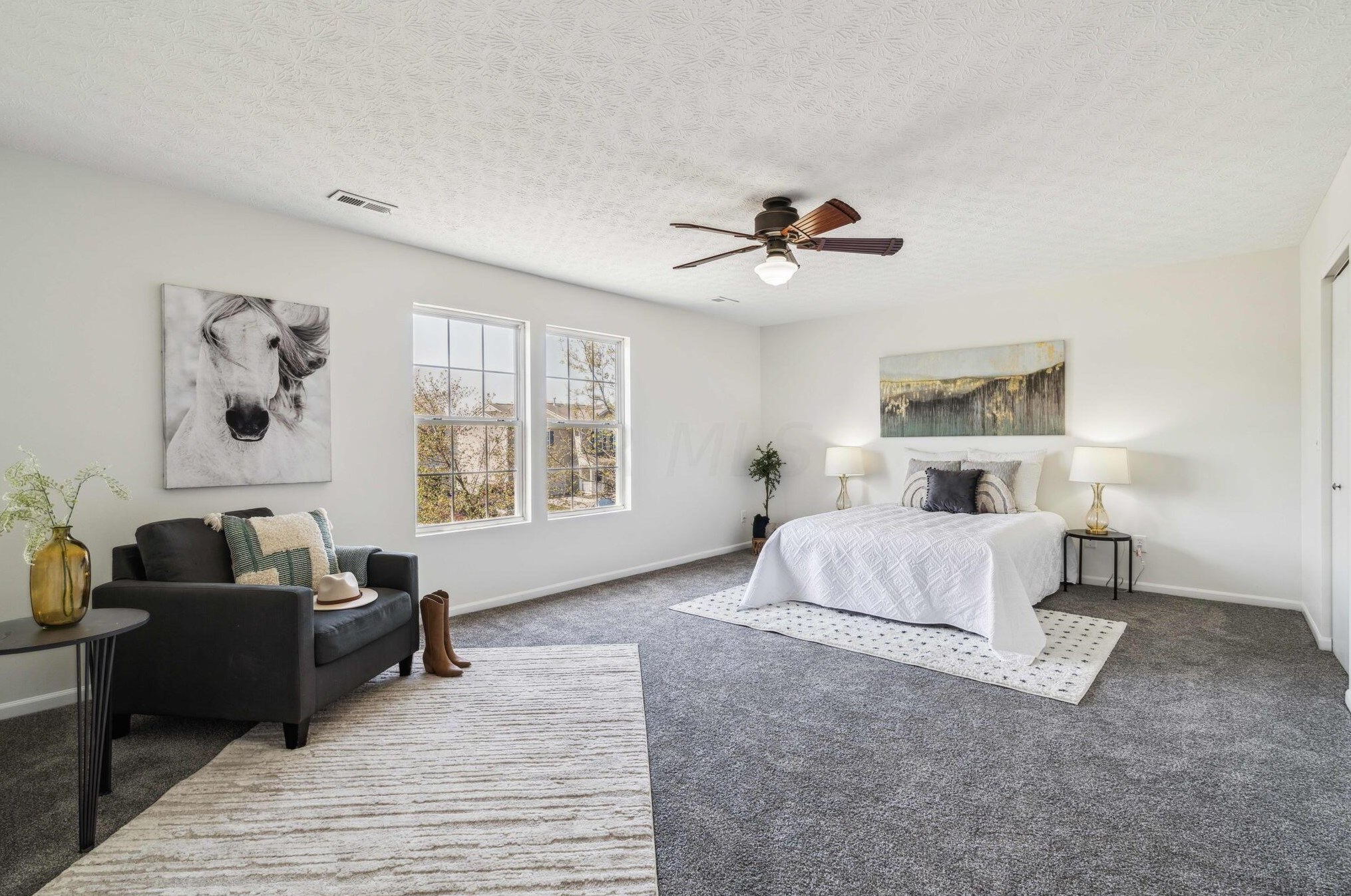 4640 Grandover Dr, Columbus OH  43207-8763 exterior