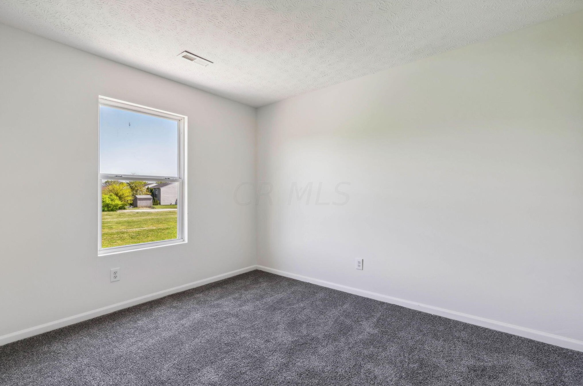 4640 Grandover Dr, Columbus OH  43207-8763 exterior