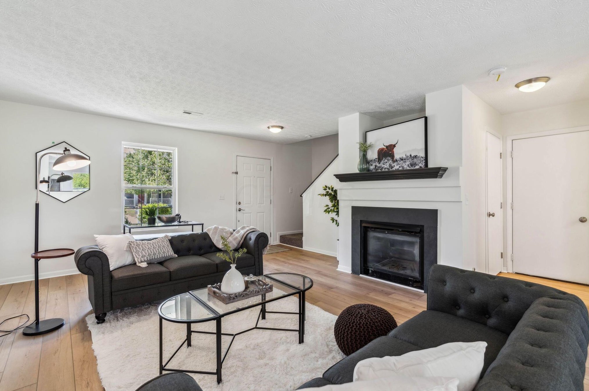 4640 Grandover Dr, Columbus OH  43207-8763 exterior