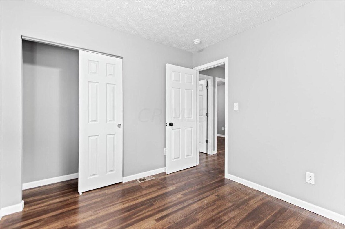 917 Lenore Ave, Columbus OH  43224-3238 exterior