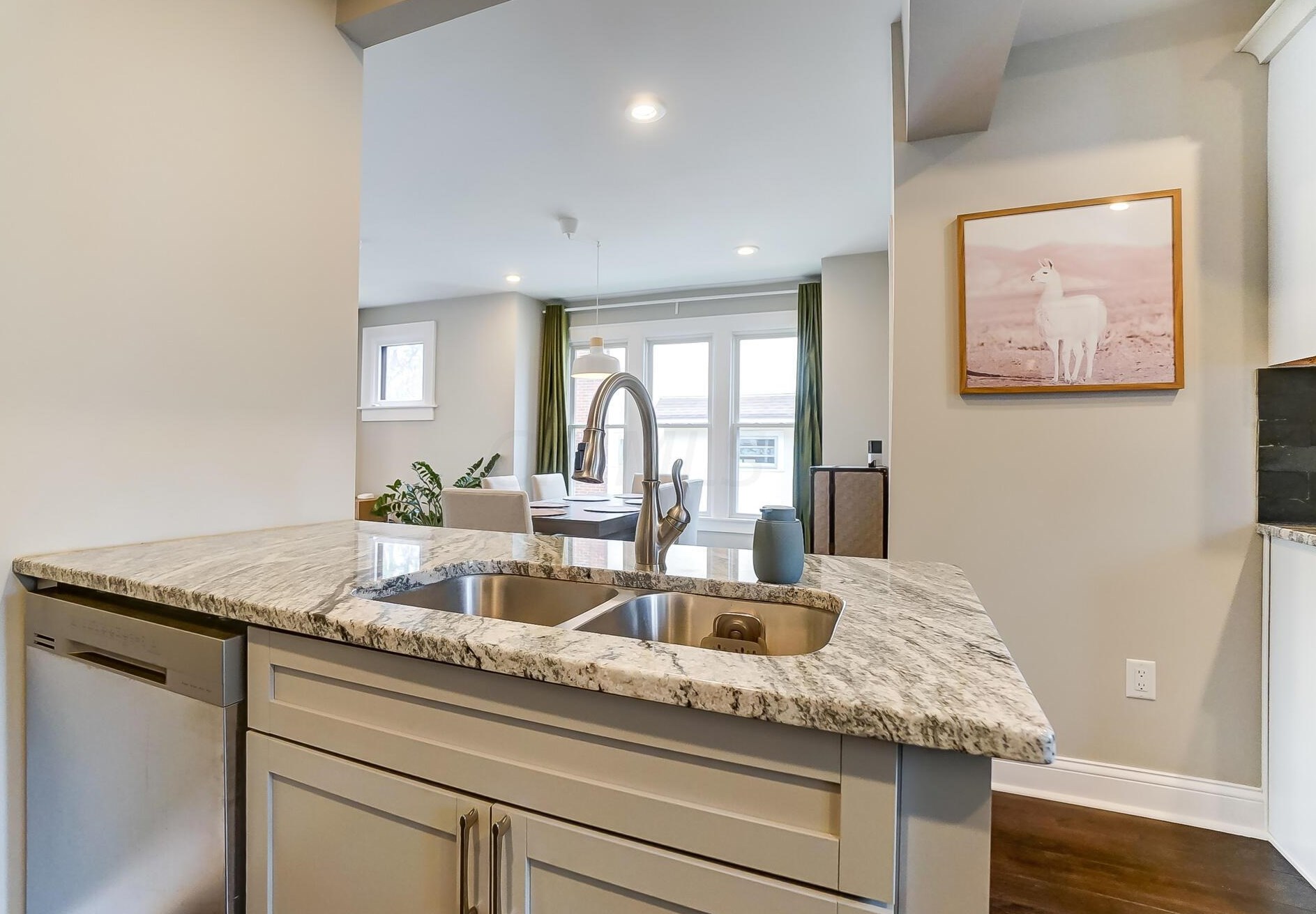 250 Orchard Ln, Columbus OH  43214-4027 exterior