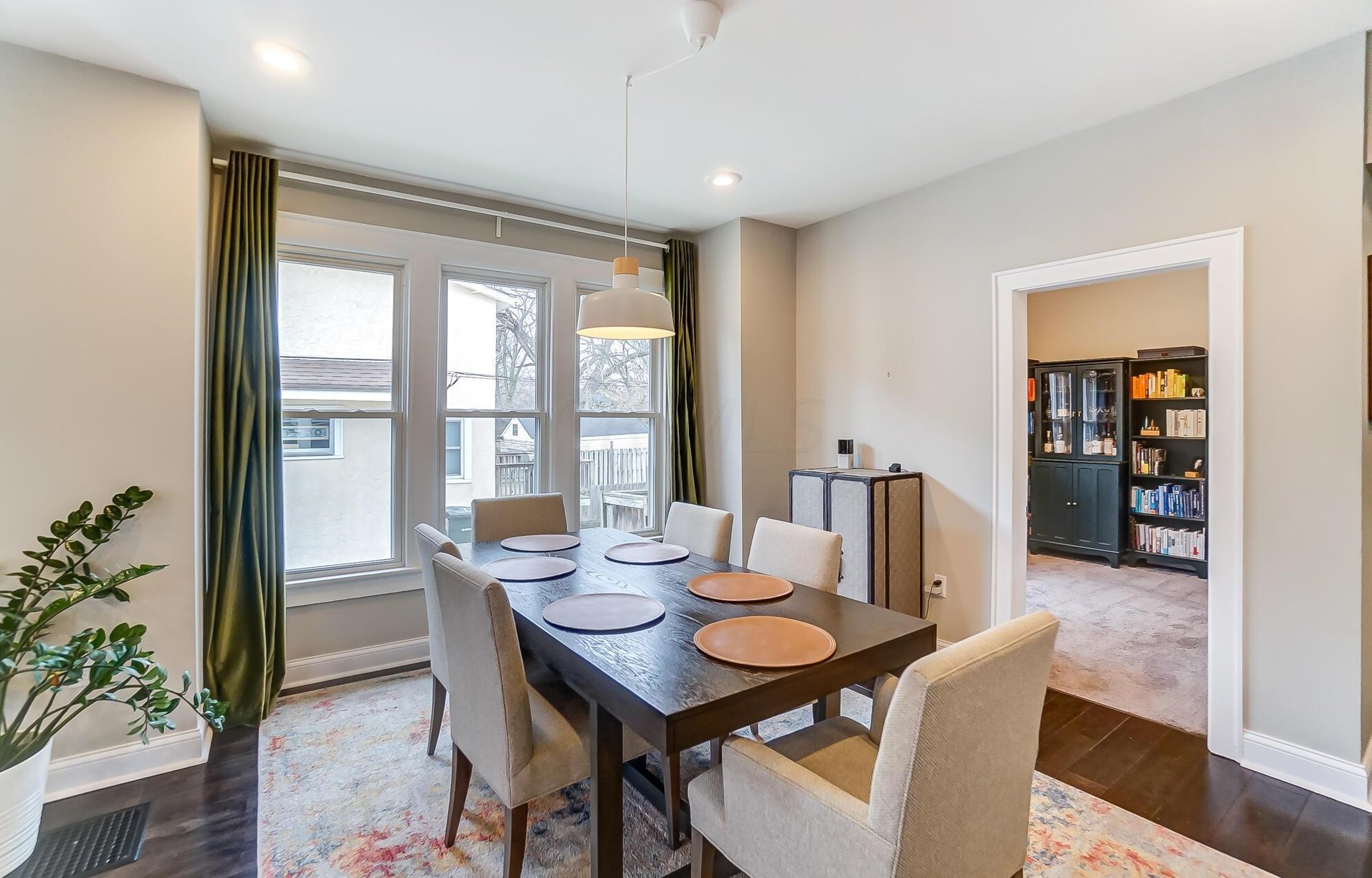 250 Orchard Ln, Columbus OH  43214-4027 exterior