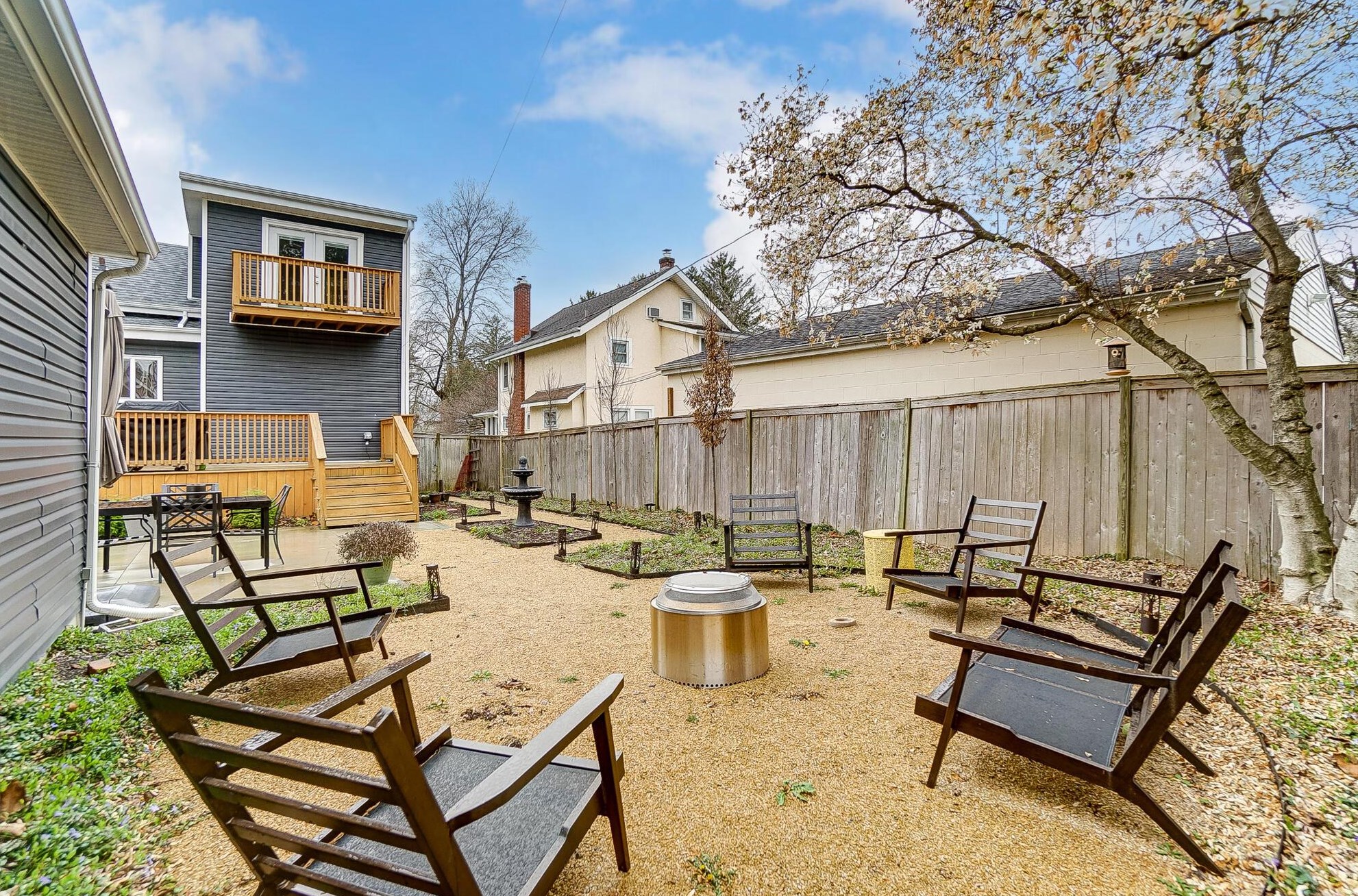 250 Orchard Ln, Columbus OH  43214-4027 exterior