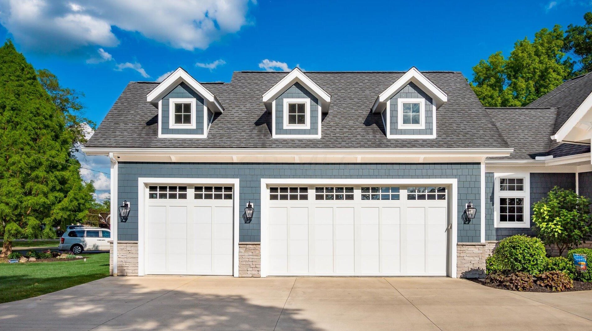 155 Sprague Dr, Hebron OH 43025-9627 exterior