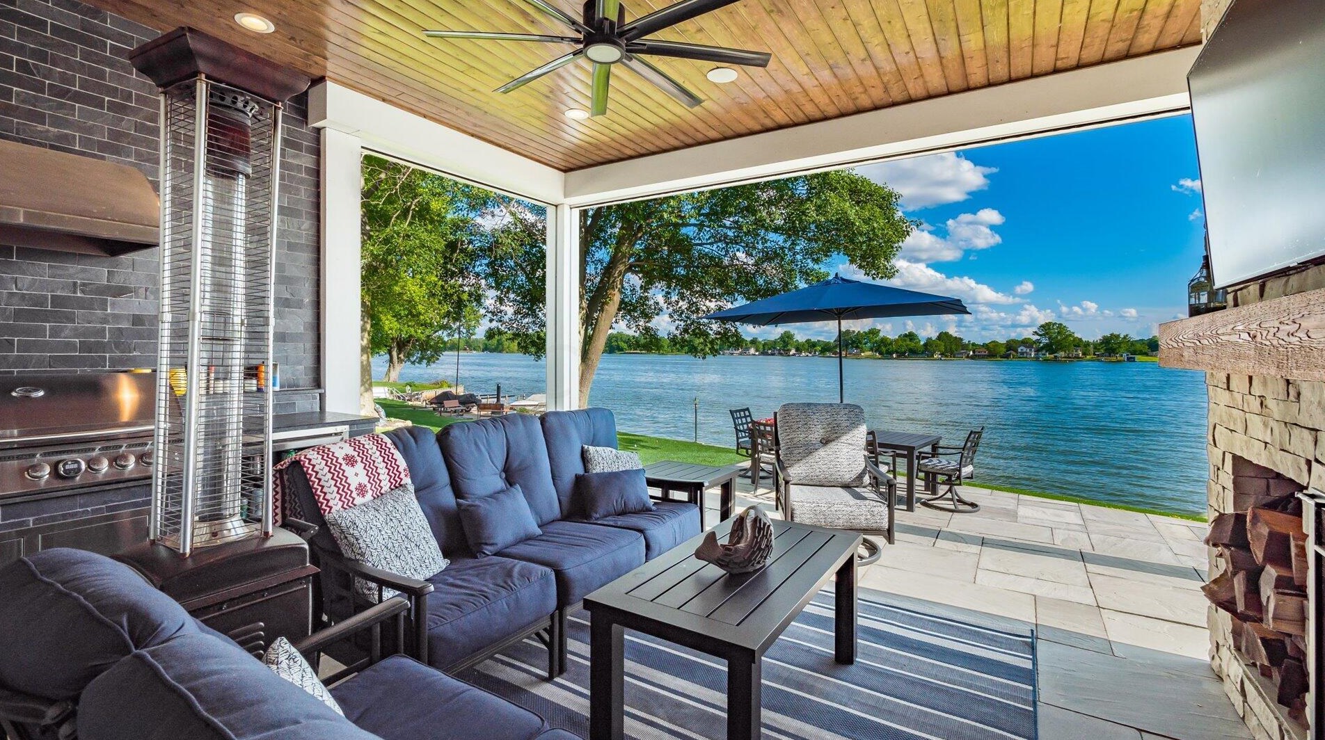 155 Sprague Dr, Hebron OH 43025-9627 exterior