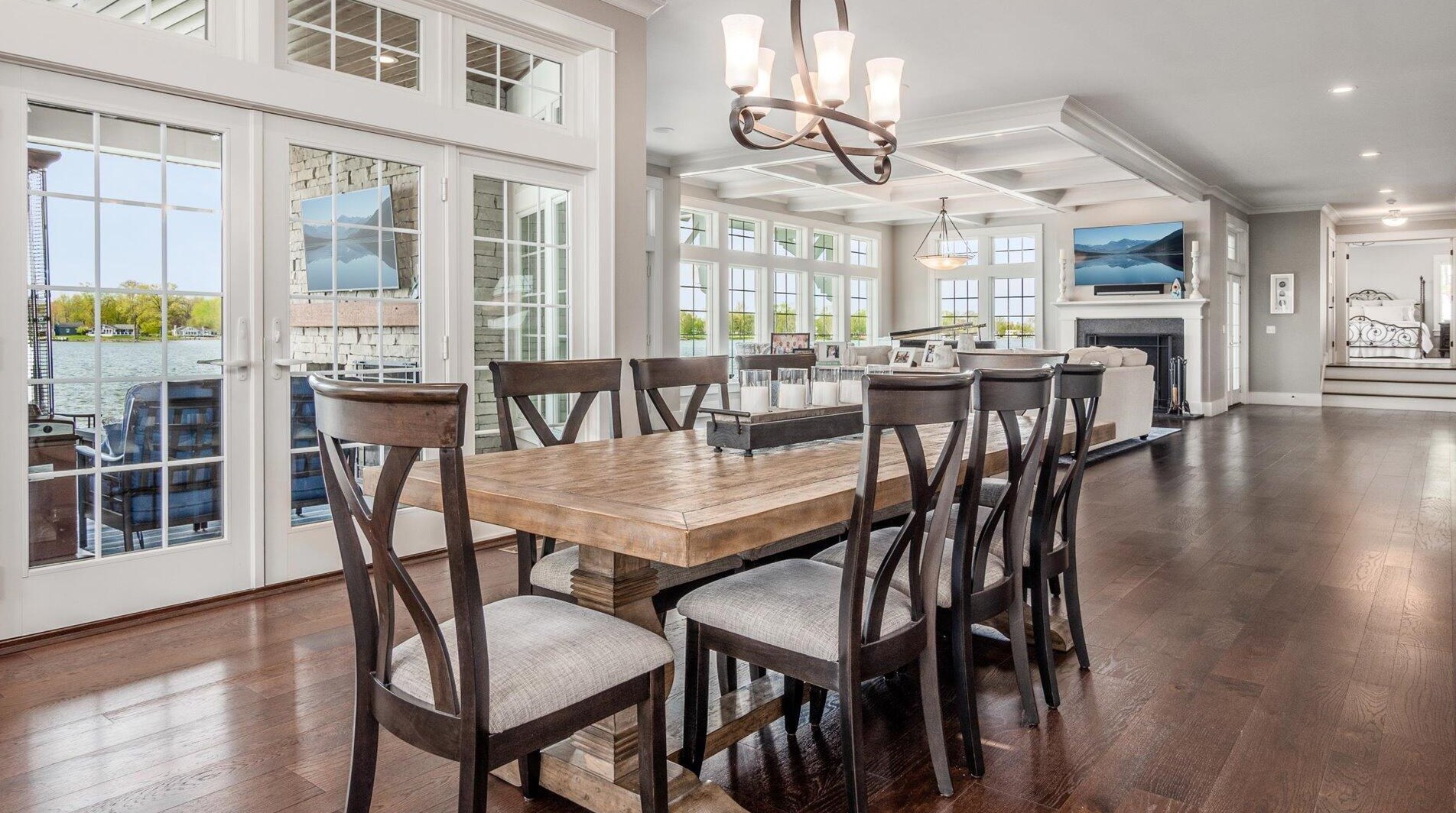 155 Sprague Dr, Hebron OH 43025-9627 exterior