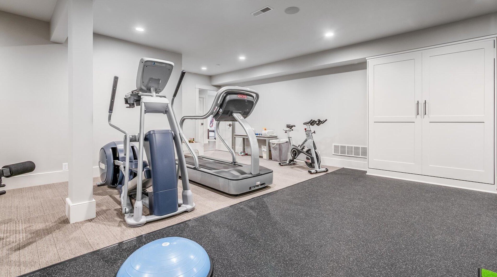 155 Sprague Dr, Hebron OH 43025-9627 exterior