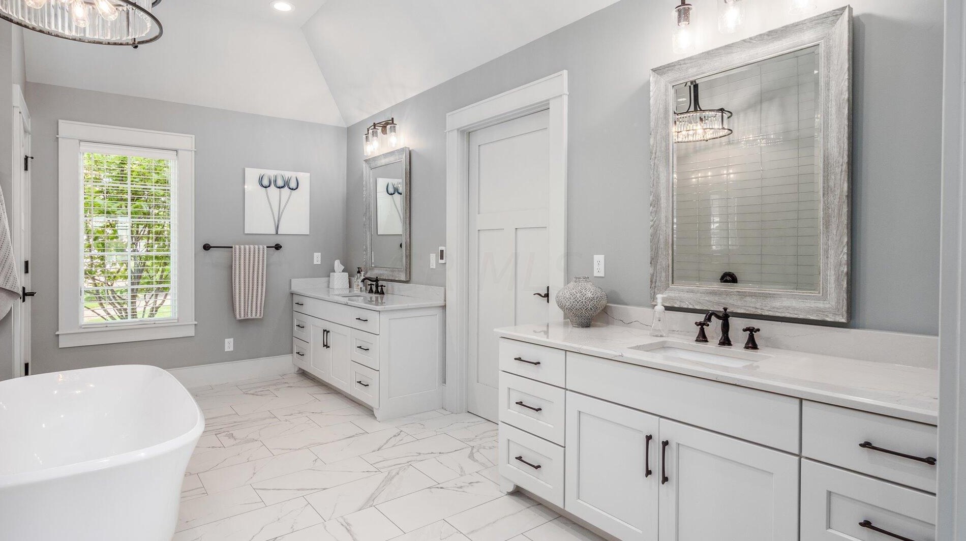 155 Sprague Dr, Hebron OH 43025-9627 exterior