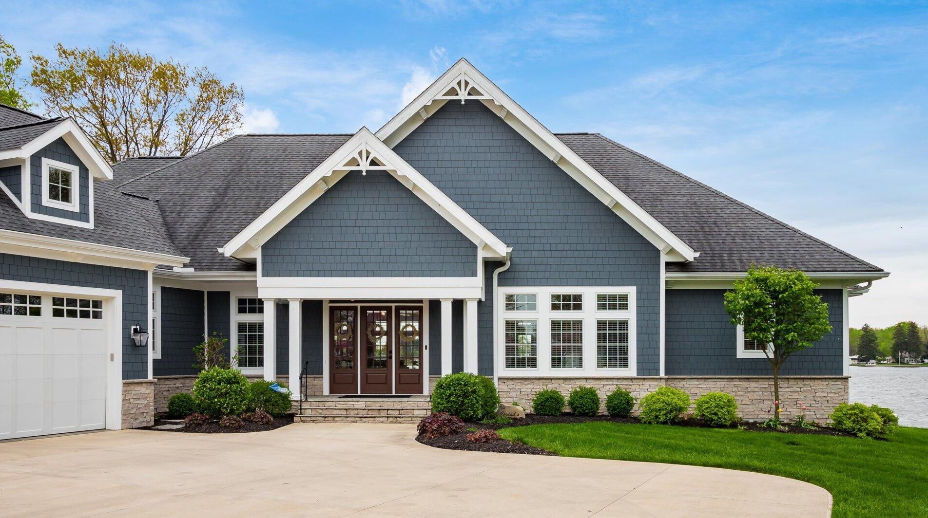 155 Sprague Dr, Hebron OH 43025-9627 exterior