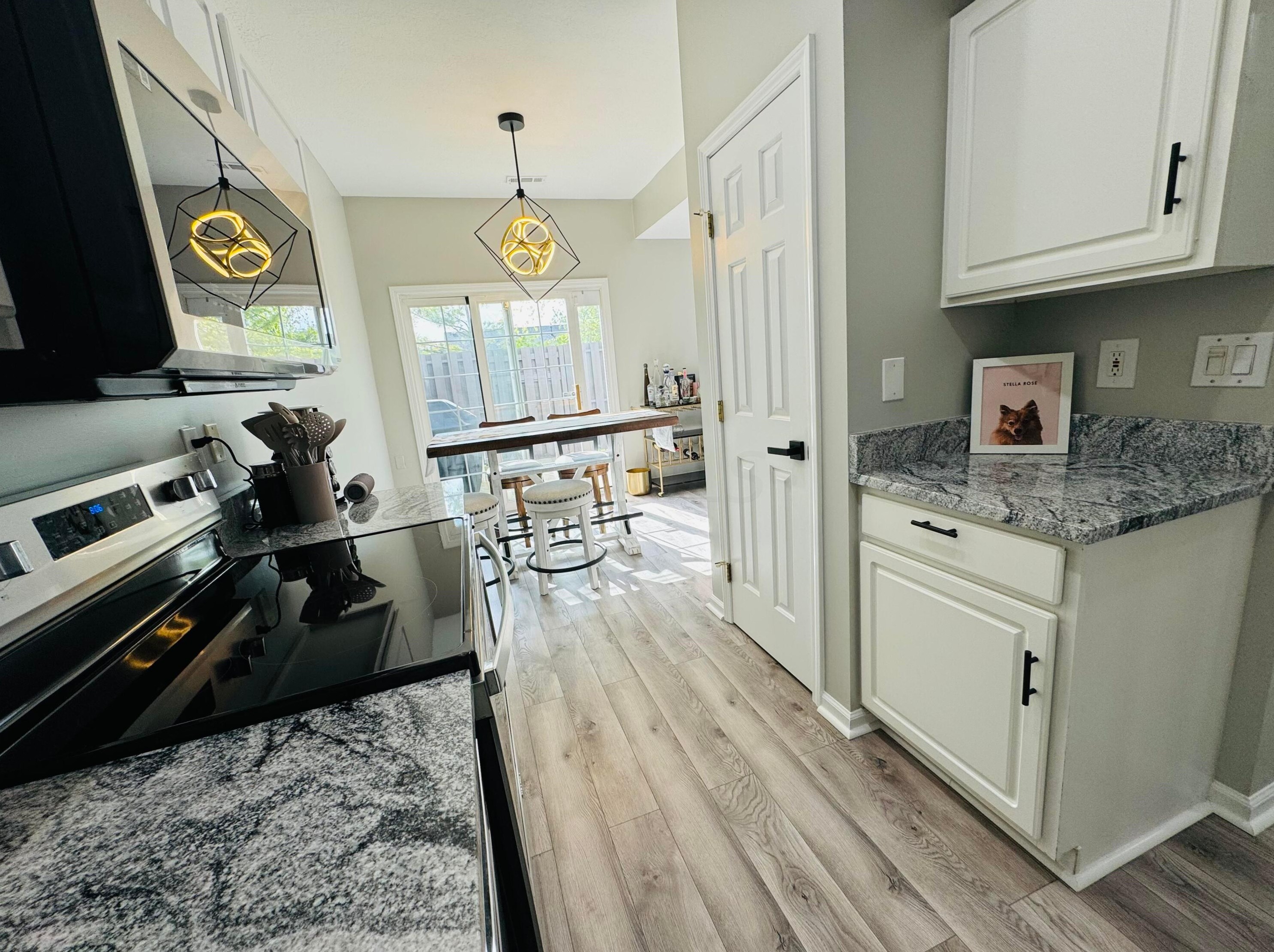 4937 Village Mdw, Westerville OH  43081-8631 exterior