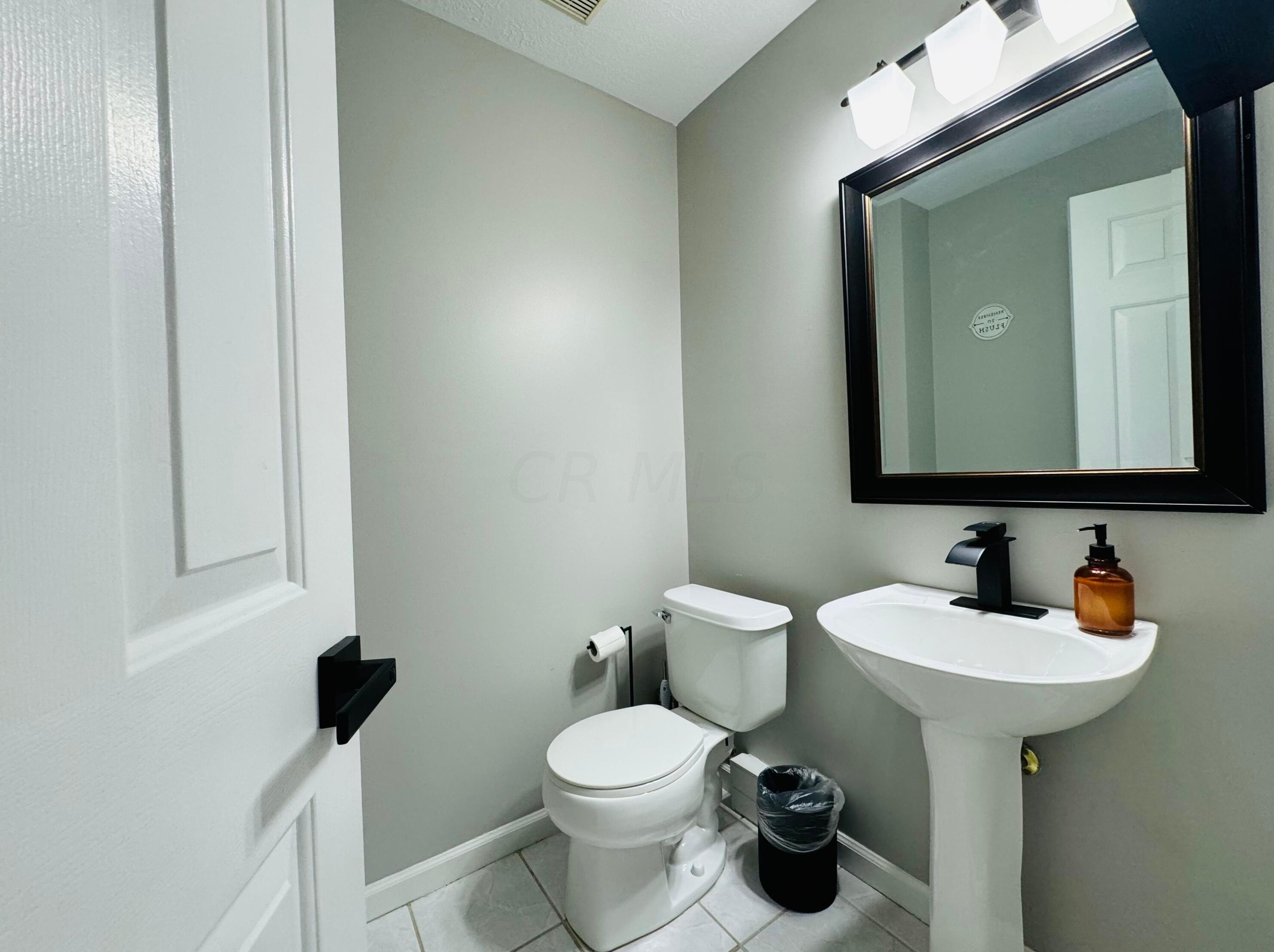 4937 Village Mdw, Westerville OH  43081-8631 exterior