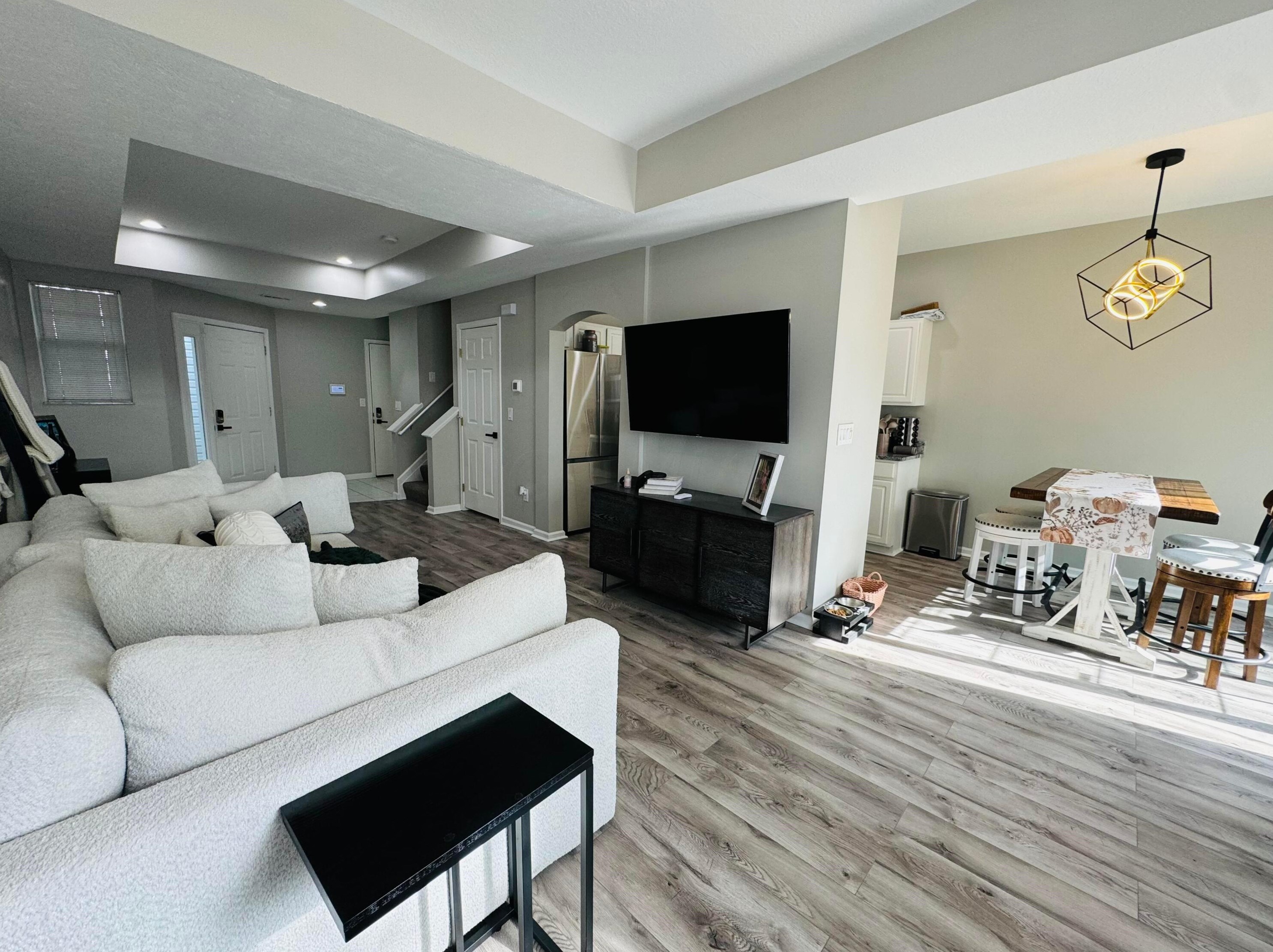 4937 Village Mdw, Westerville OH  43081-8631 exterior