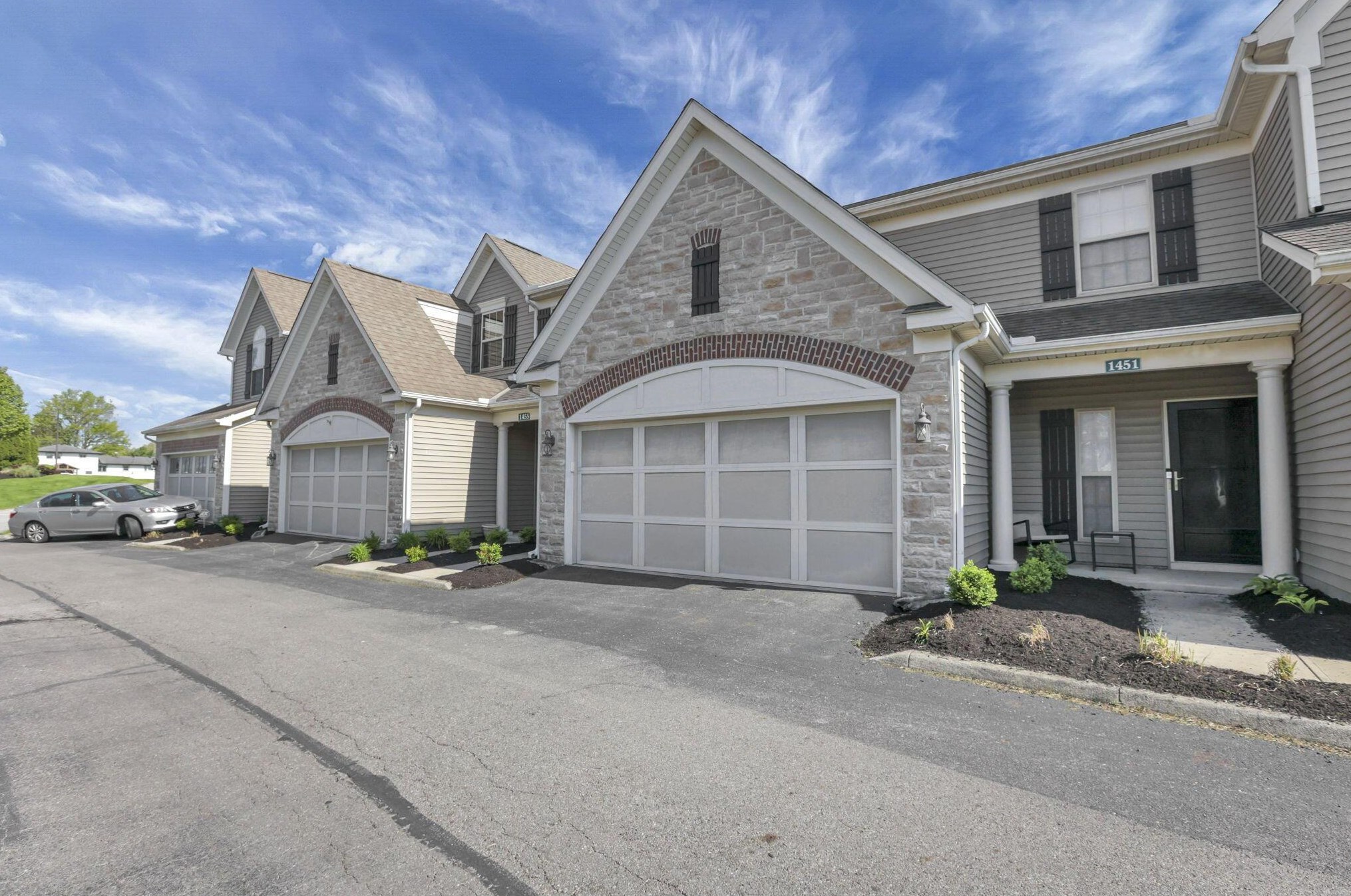 1453 Bexton Loop, Columbus, OH 43209-7808