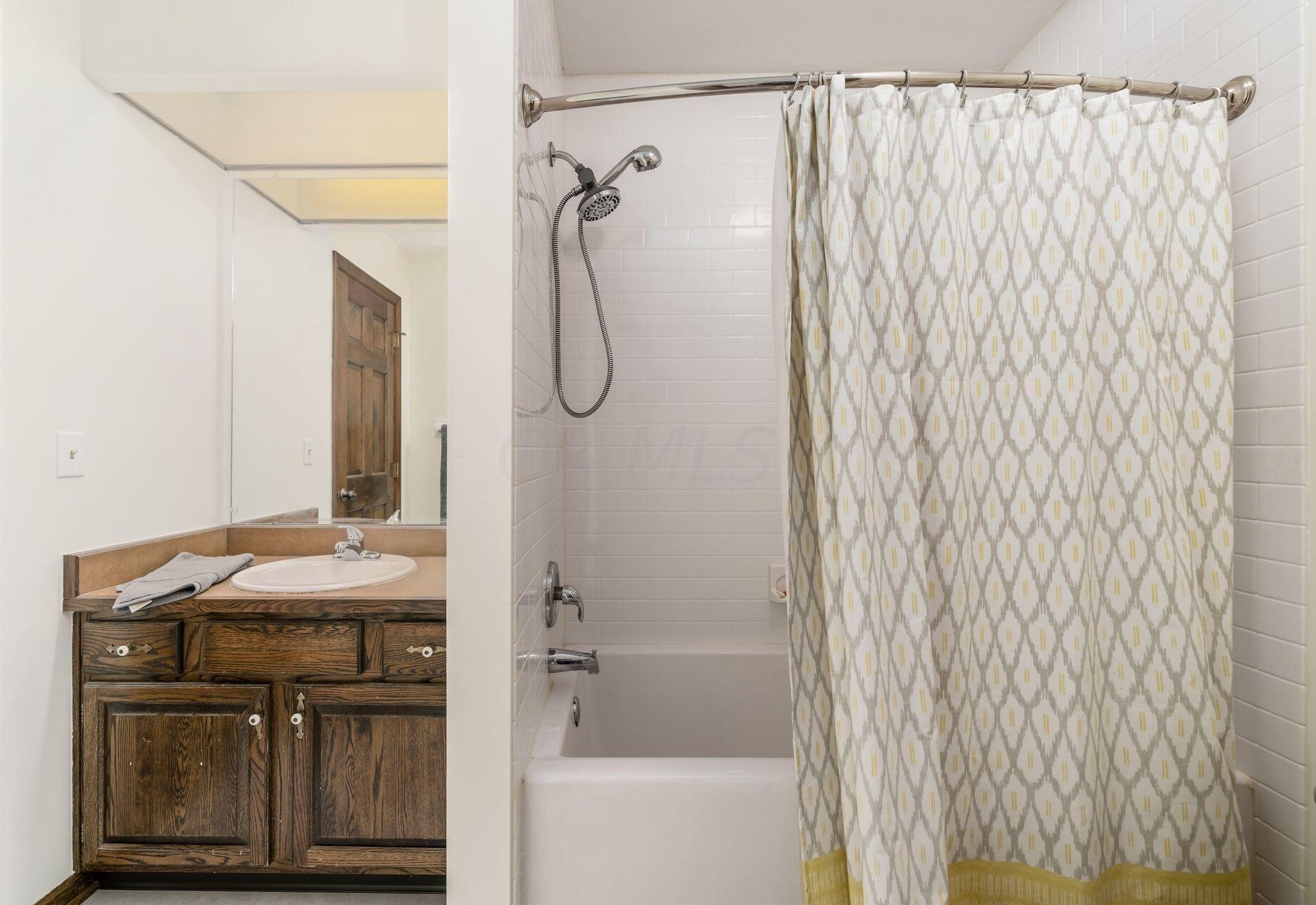 438 Mainsail Dr, Westerville OH  43081-2745 exterior