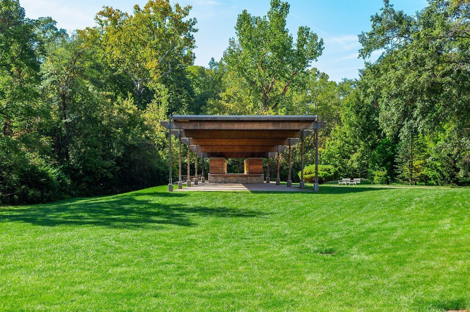 438 Mainsail Dr, Westerville OH  43081-2745 exterior