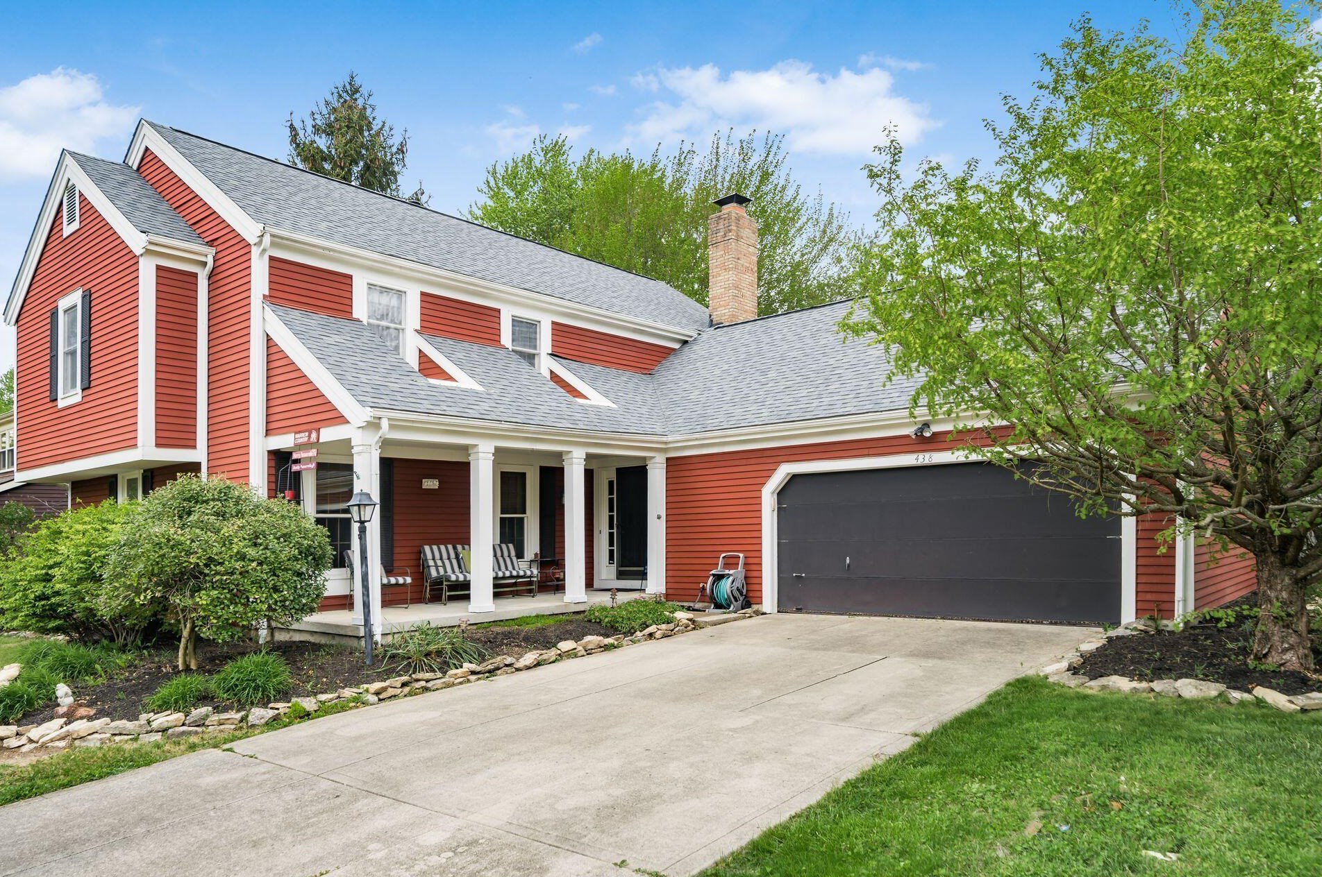 438 Mainsail Dr, Westerville, OH 43081