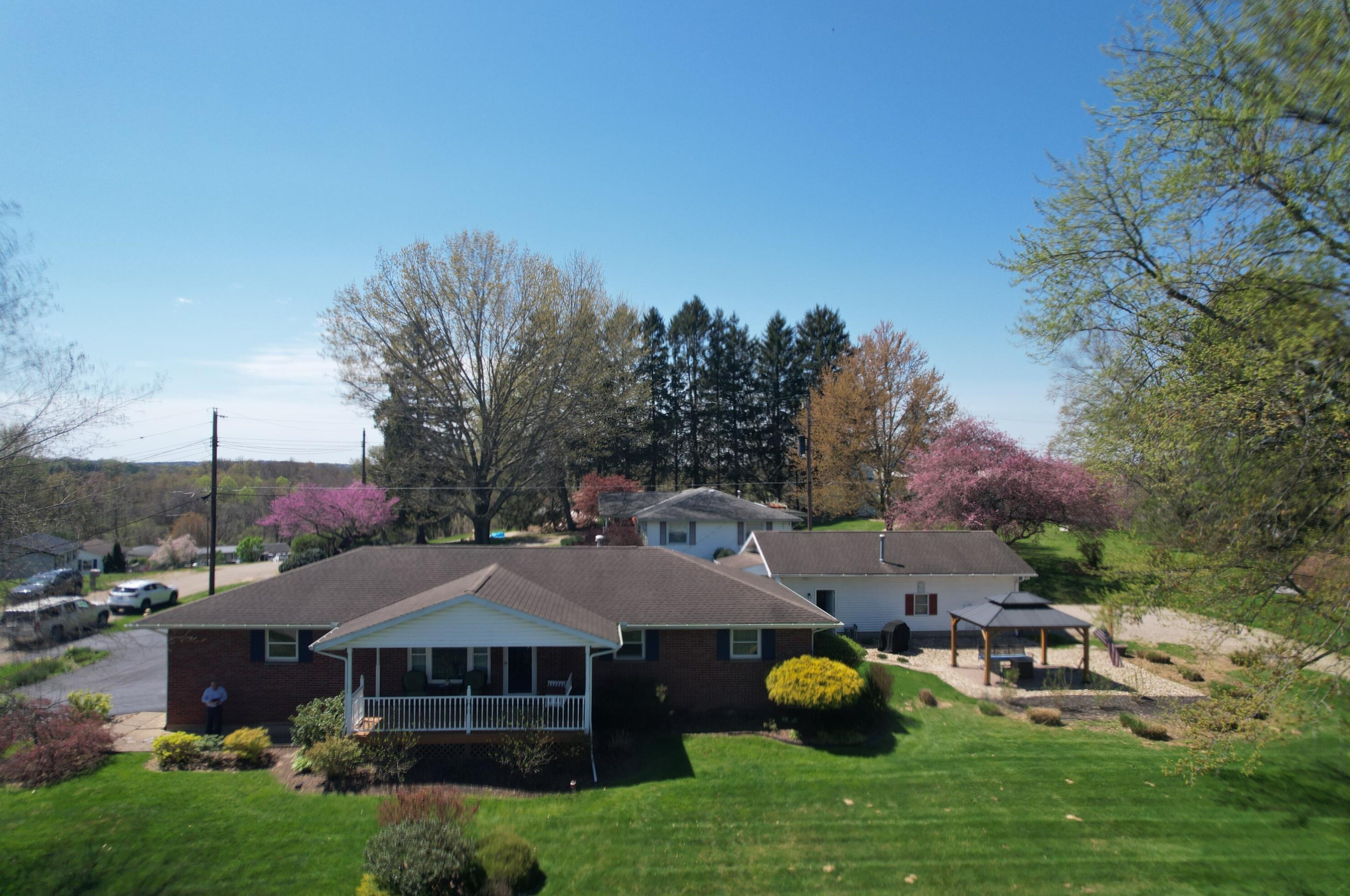 6346 Newark Rd, Nashport, OH 43830