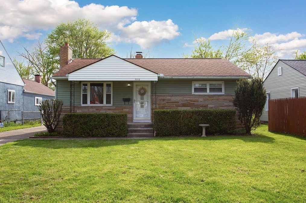 3016 Ontario St, Columbus, OH 43224-4248