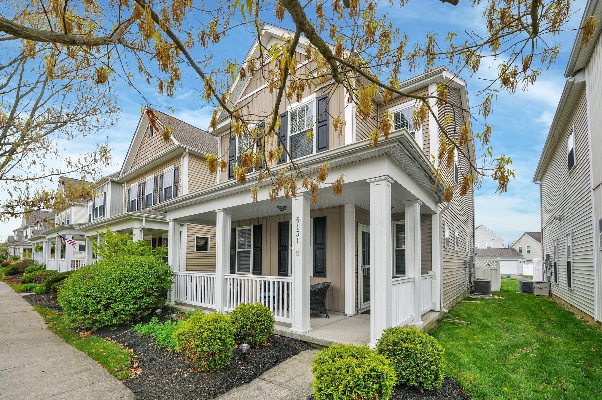 6131 Upper Albany Crossing Dr, Westerville, OH 43081-8080