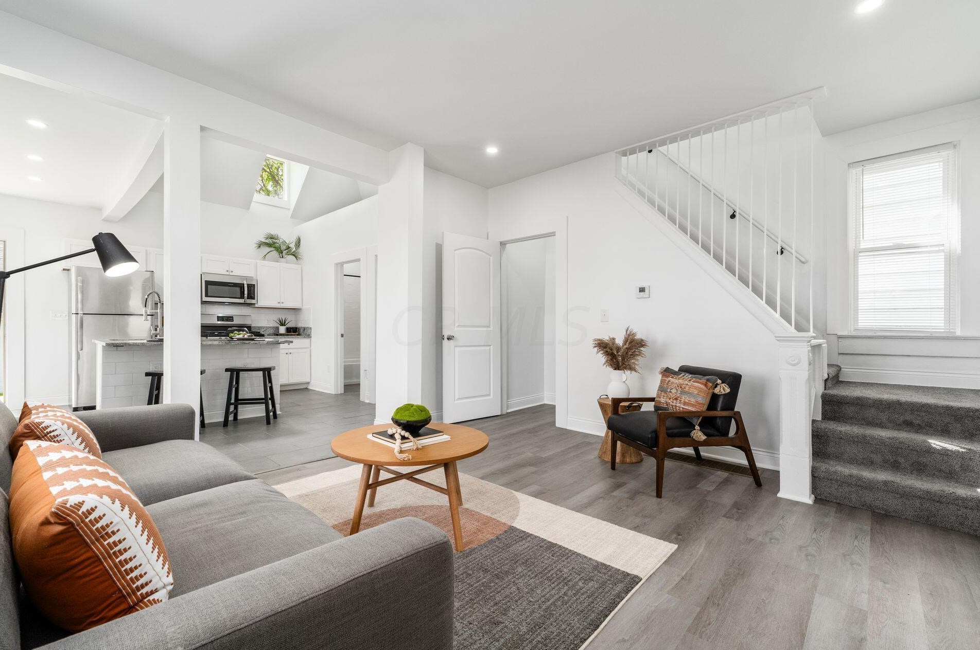 522 Kelton Ave, Columbus OH 43205-2423 exterior