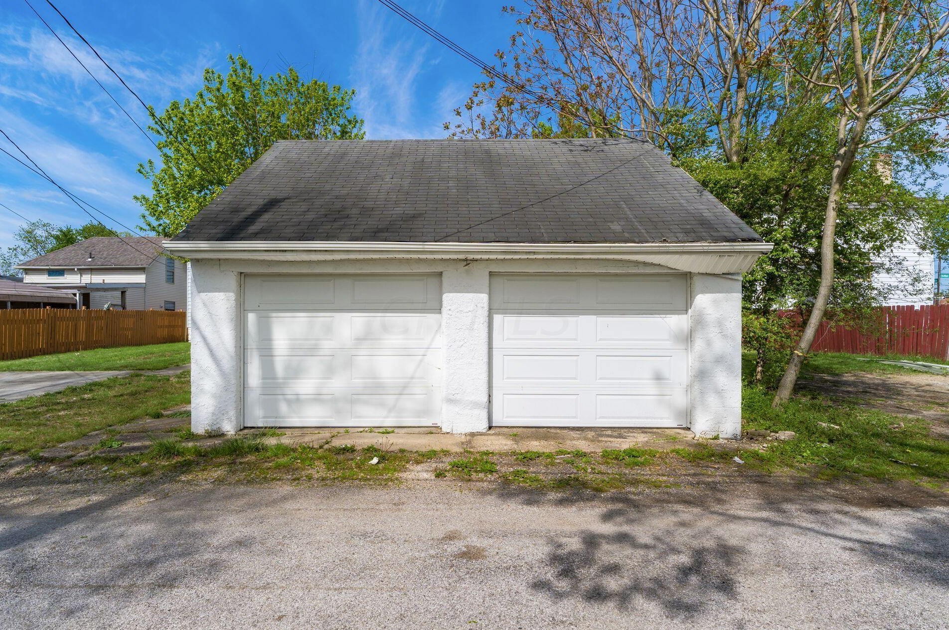 522 Kelton Ave, Columbus OH 43205-2423 exterior