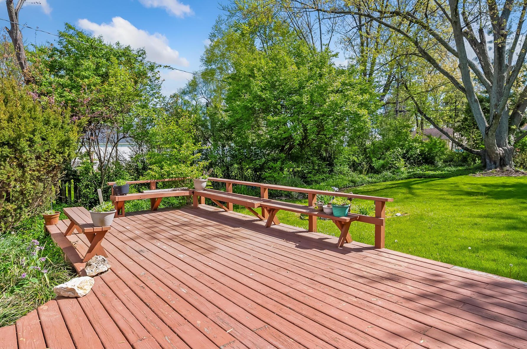 152 Mayfair Blvd, Columbus OH 43213-1609 exterior