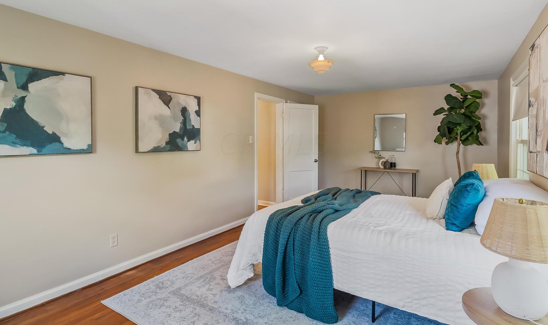 152 Mayfair Blvd, Columbus OH 43213-1609 exterior