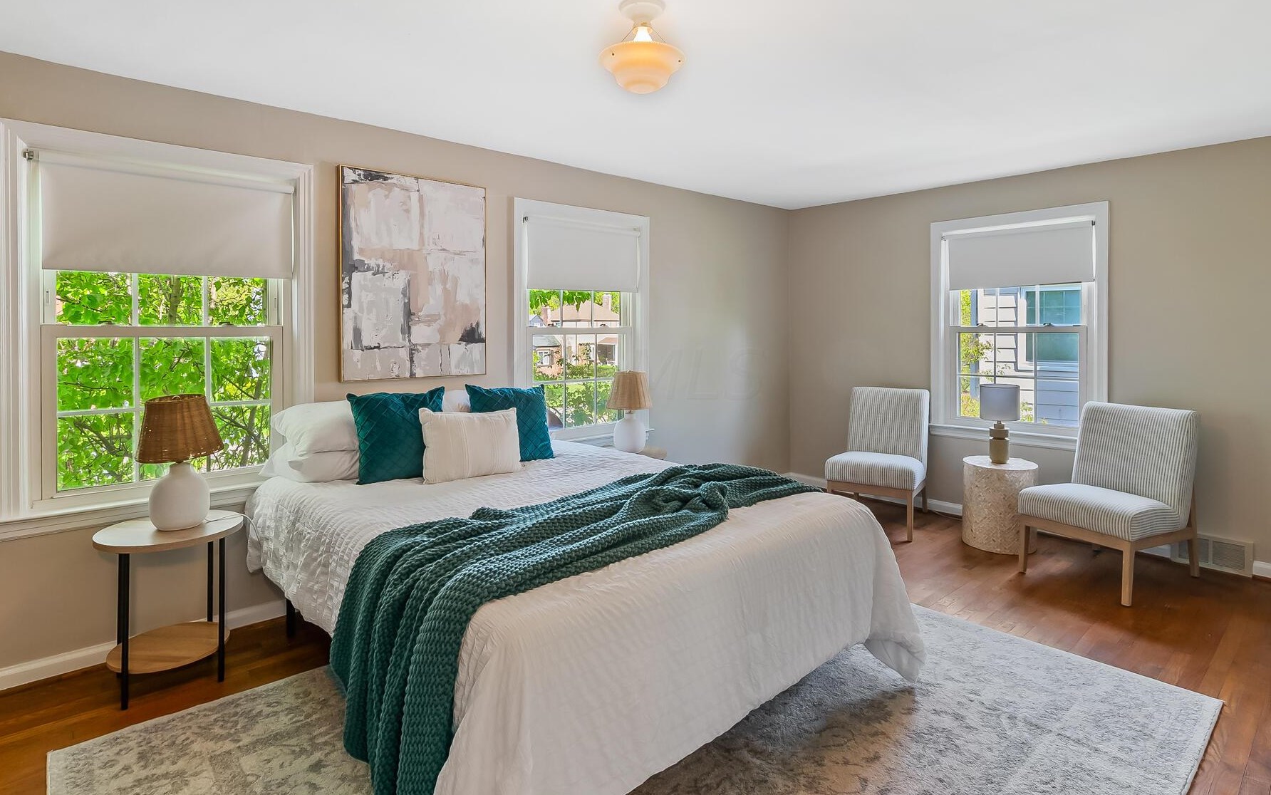 152 Mayfair Blvd, Columbus OH 43213-1609 exterior