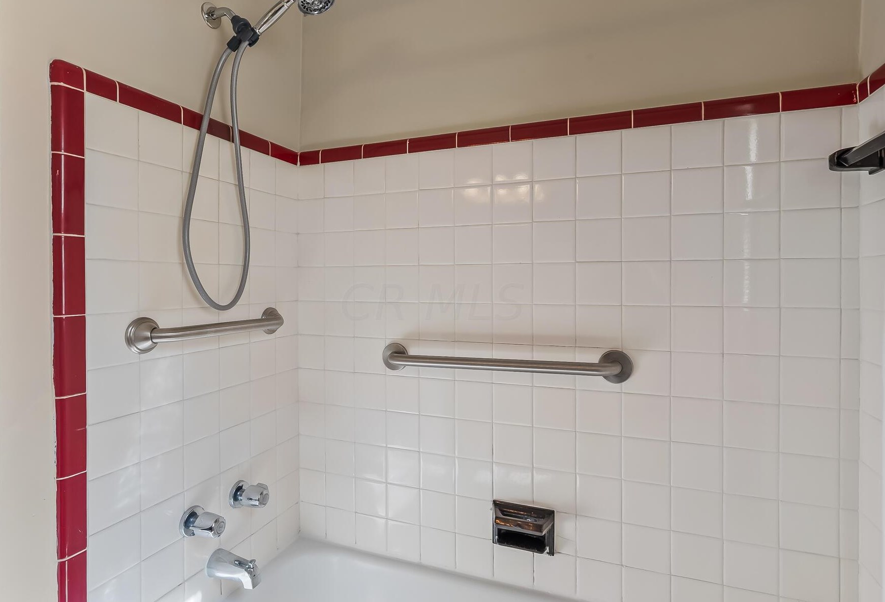 152 Mayfair Blvd, Columbus OH 43213-1609 exterior