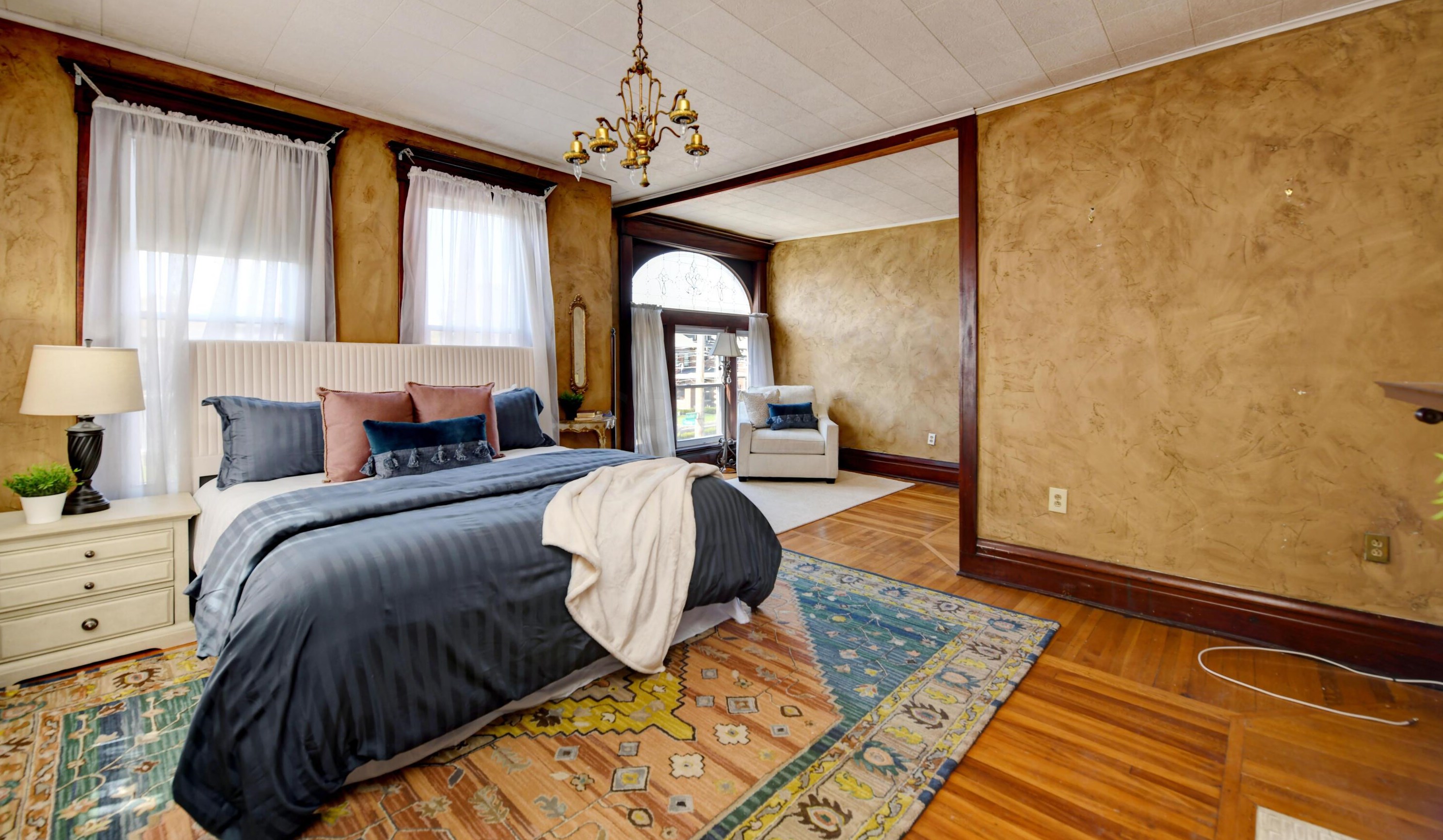 54 Woodland Ave, Columbus OH 43203-1279 exterior