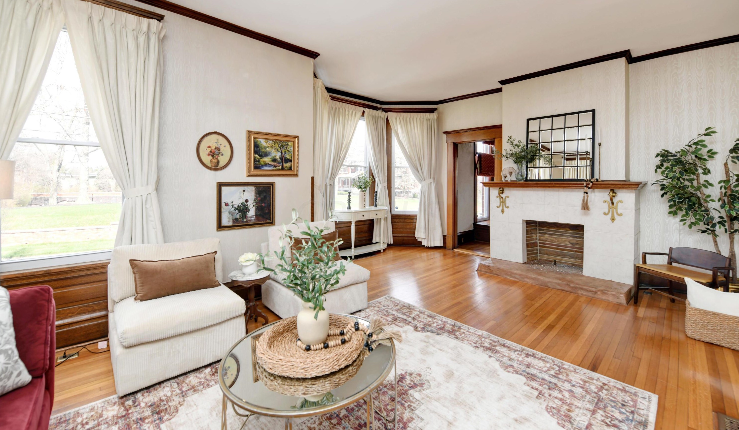 54 Woodland Ave, Columbus OH 43203-1279 exterior