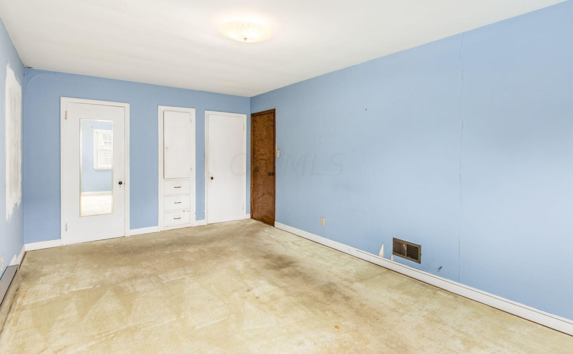 282 Remington Rd, Columbus OH 43209-2459 exterior