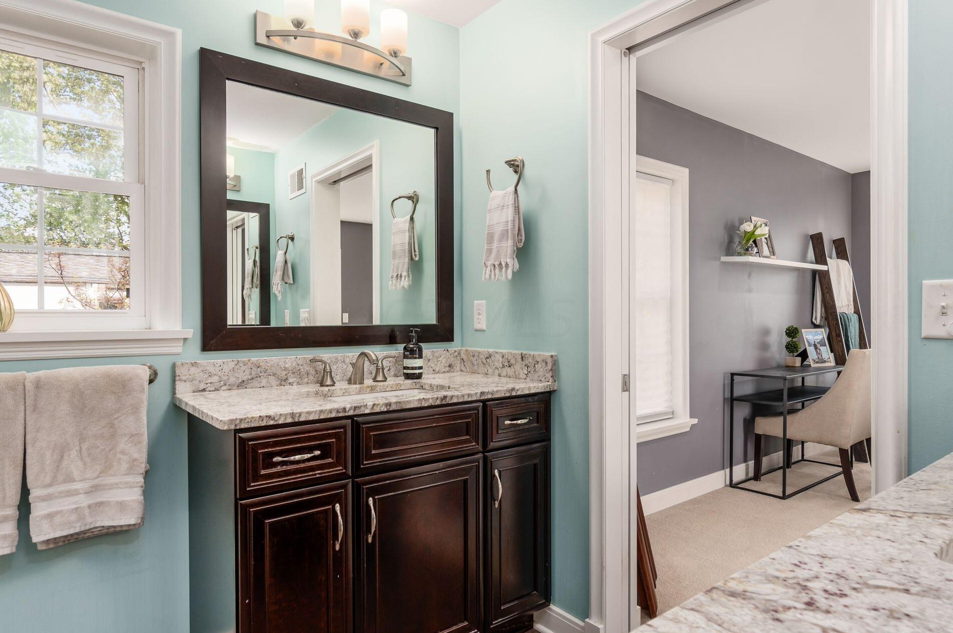 1667 Barrington Rd, Columbus OH 43221-3825 exterior