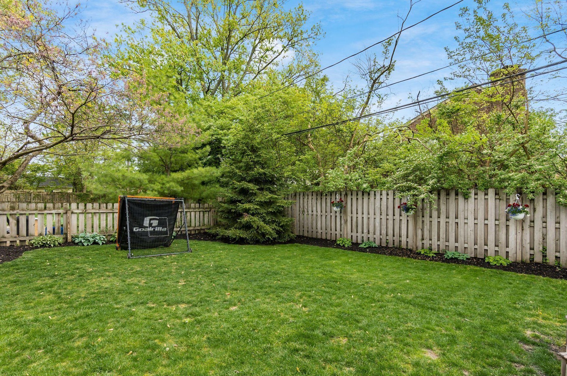 1667 Barrington Rd, Columbus OH 43221-3825 exterior