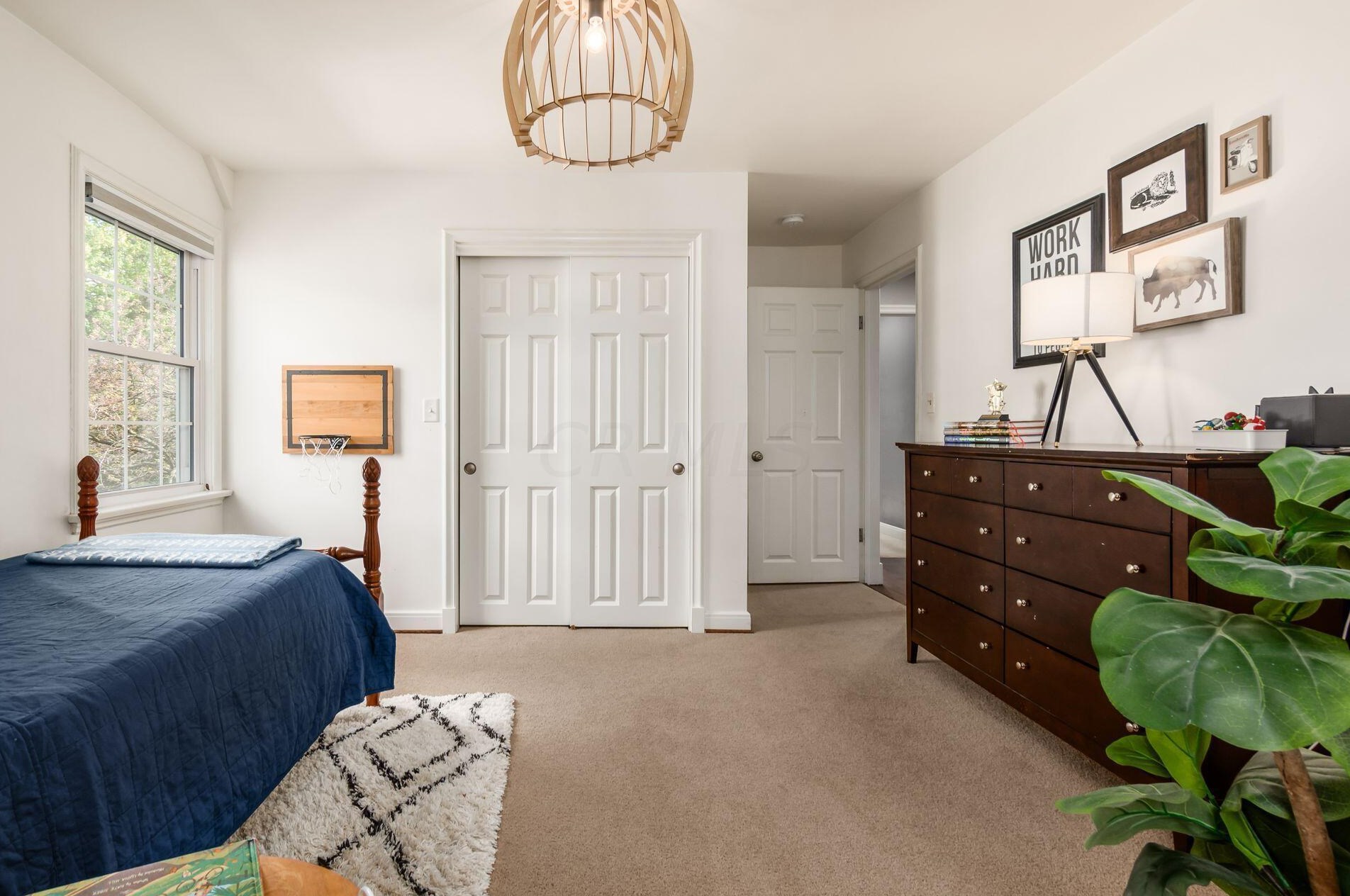 1667 Barrington Rd, Columbus OH 43221-3825 exterior