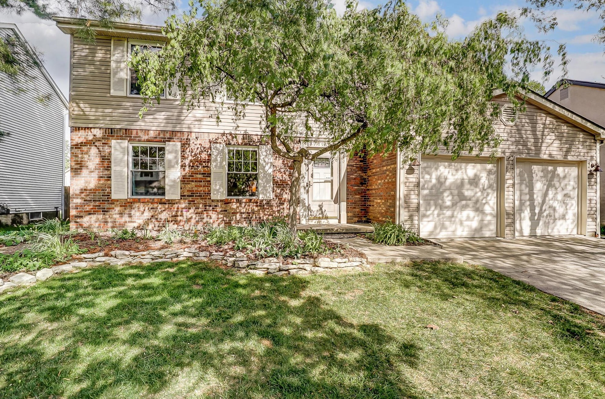 7968 Hightree Dr, Westerville, OH 43081