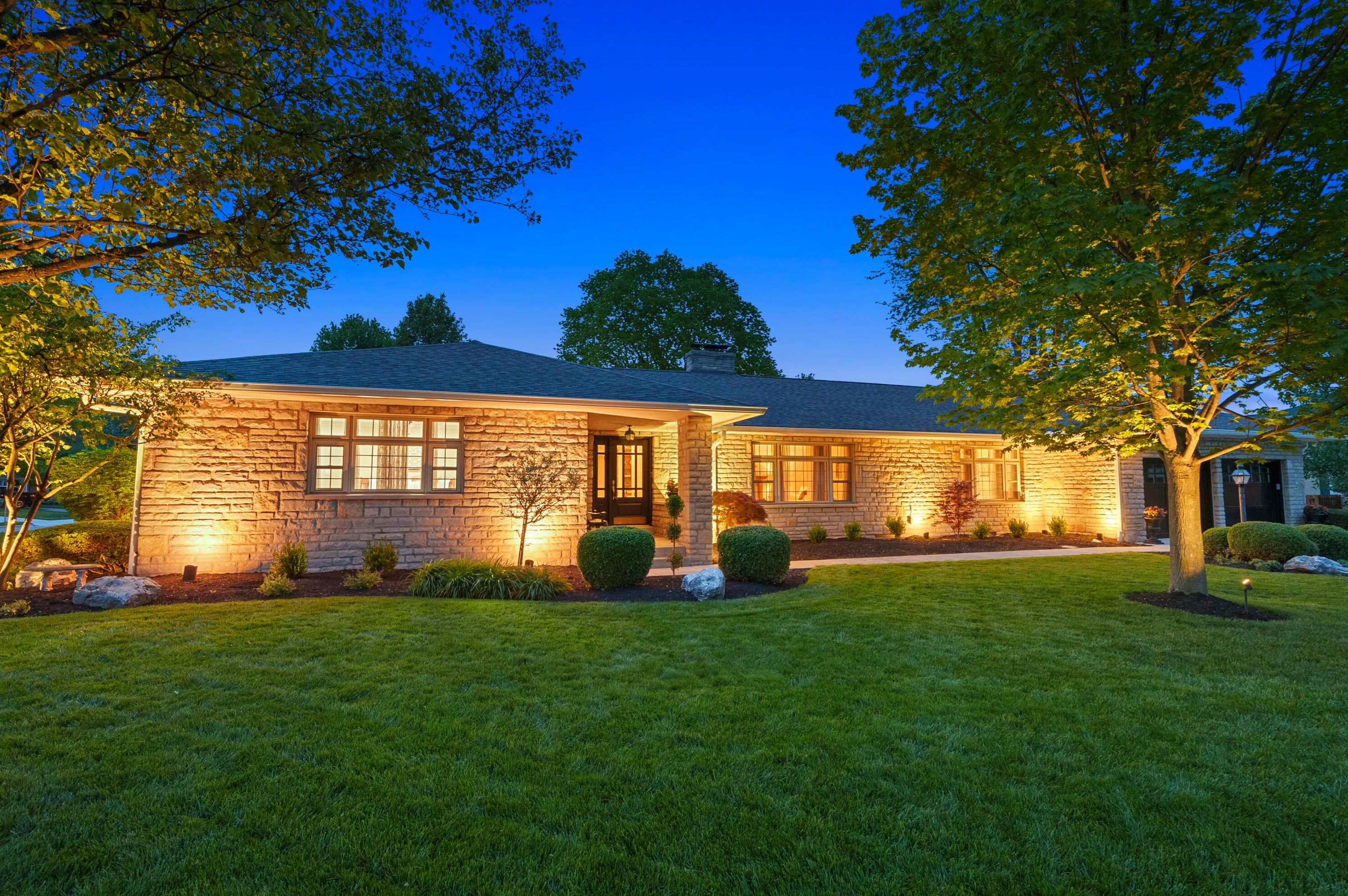 1490 Kirkley Rd, Columbus, OH 43221