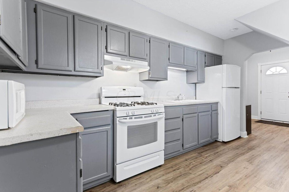 254 Innis Ave, Columbus OH 43207-2131 exterior