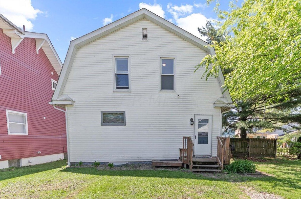 254 Innis Ave, Columbus OH 43207-2131 exterior