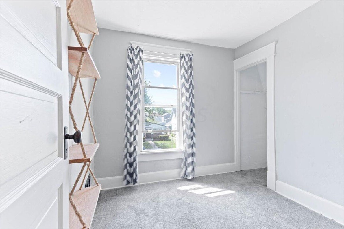 254 Innis Ave, Columbus OH 43207-2131 exterior