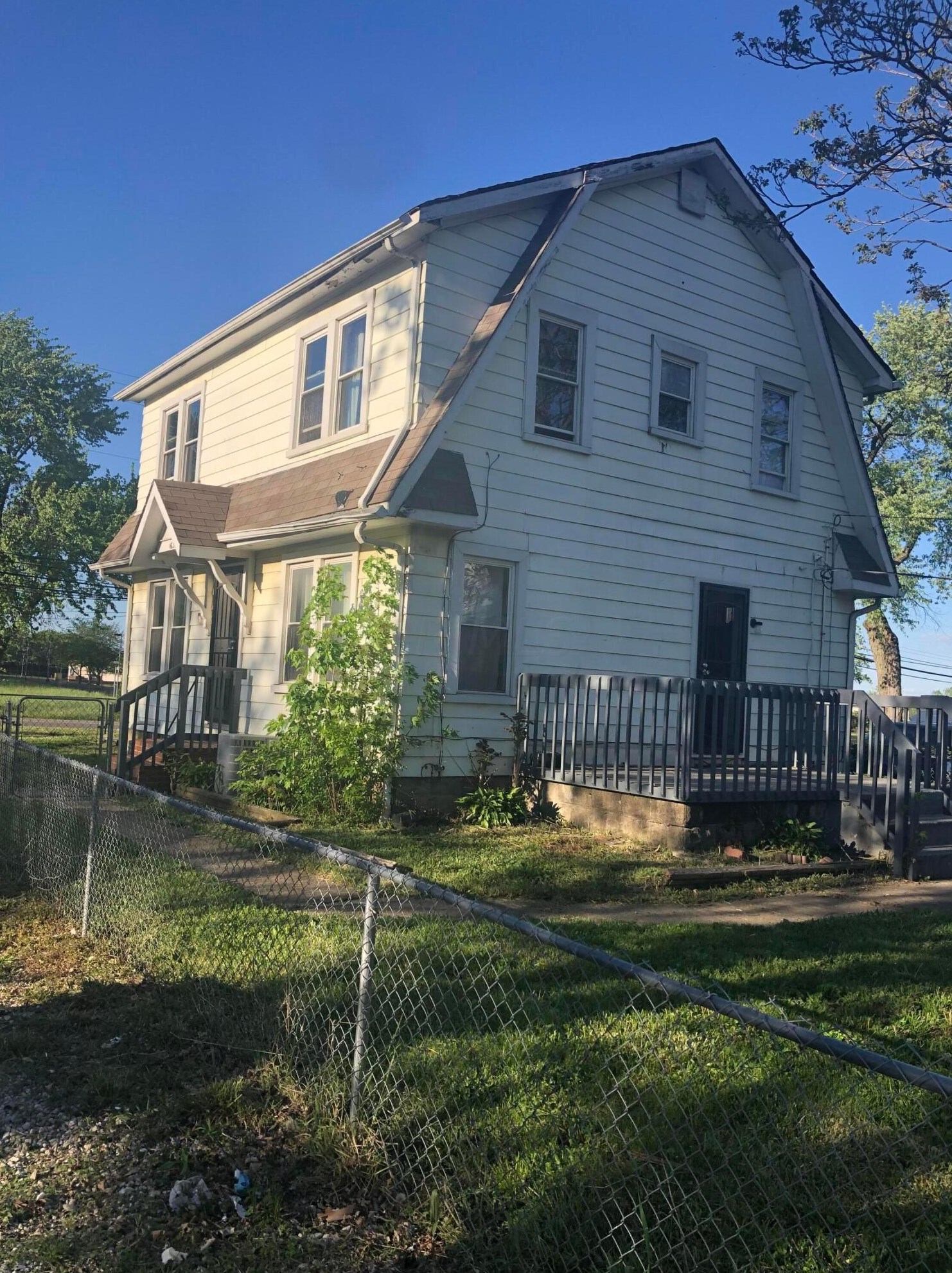1633 E 17th Ave, Columbus, OH 43219
