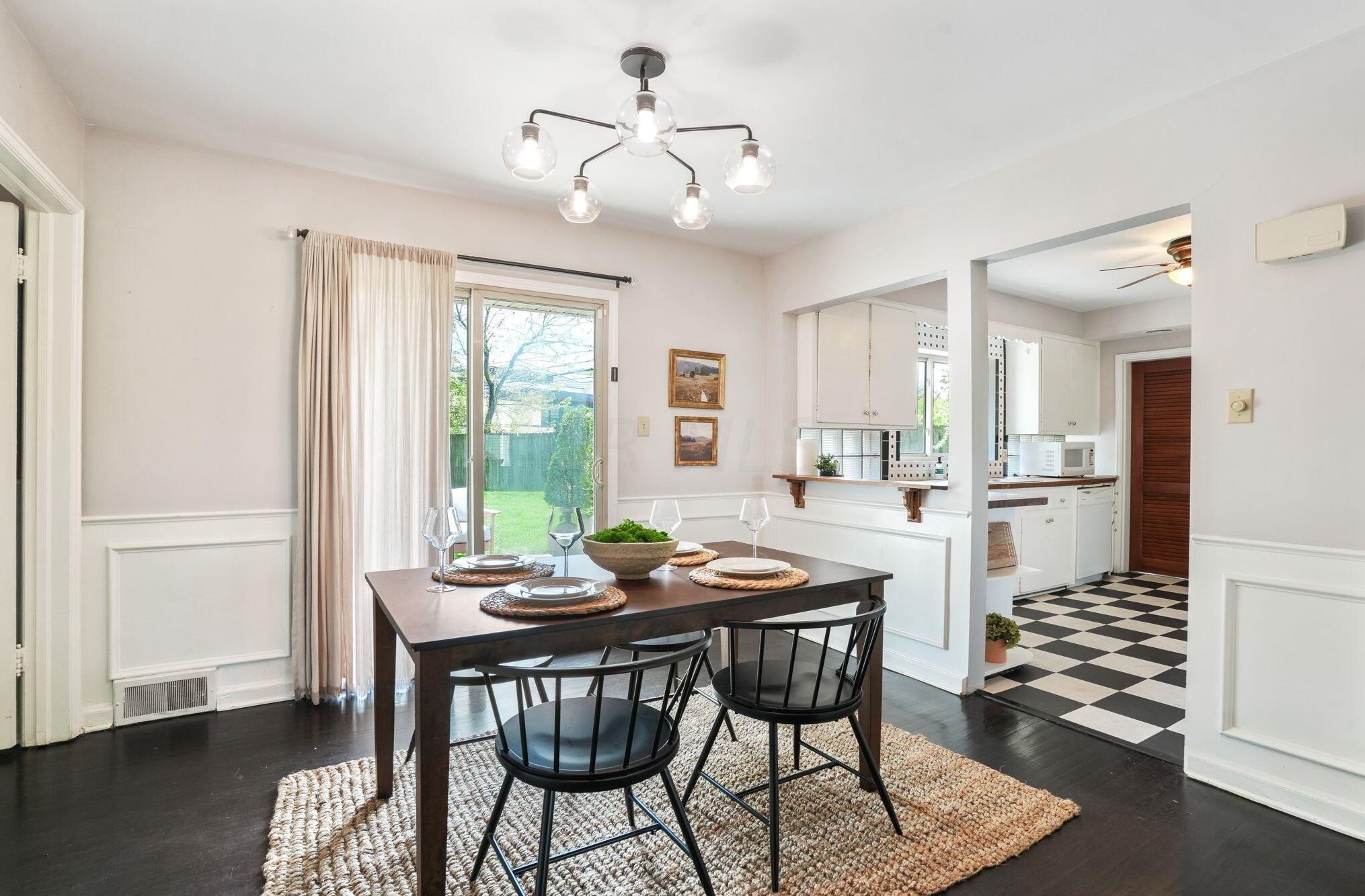 40 Harding Rd, Columbus OH  43209-1522 exterior