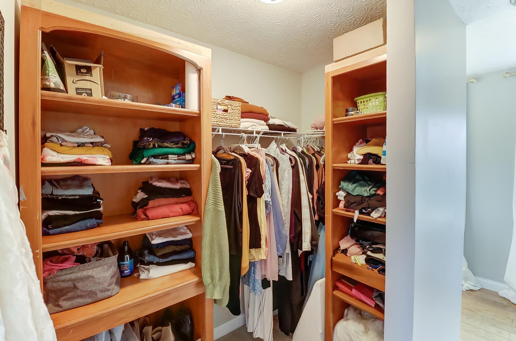 280 Monarch Dr, Pataskala OH  43062-8975 exterior