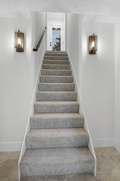 29 Pocono Rd, Columbus OH 43235-5615 exterior