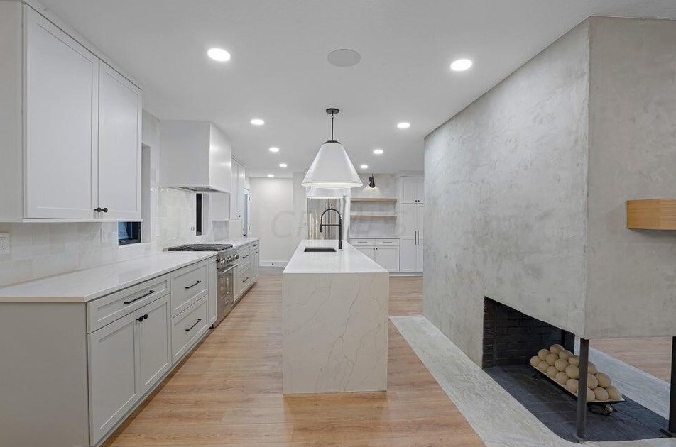 29 Pocono Rd, Columbus OH 43235-5615 exterior