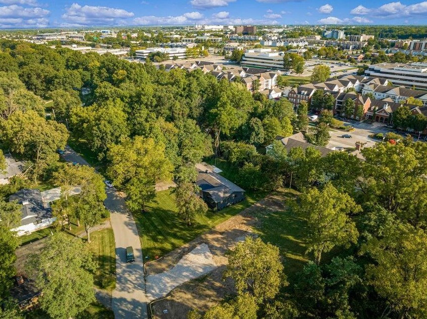 29 Pocono Rd, Columbus OH 43235-5615 exterior