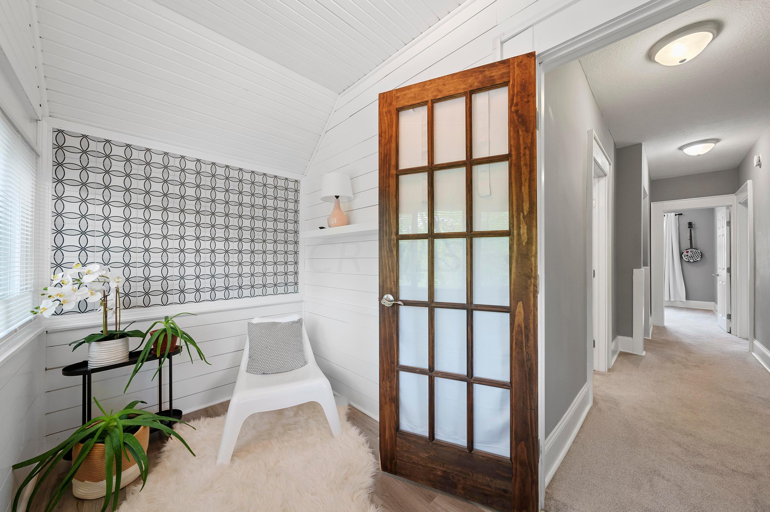 1198 Whittier St, Columbus OH 43206-3271 exterior