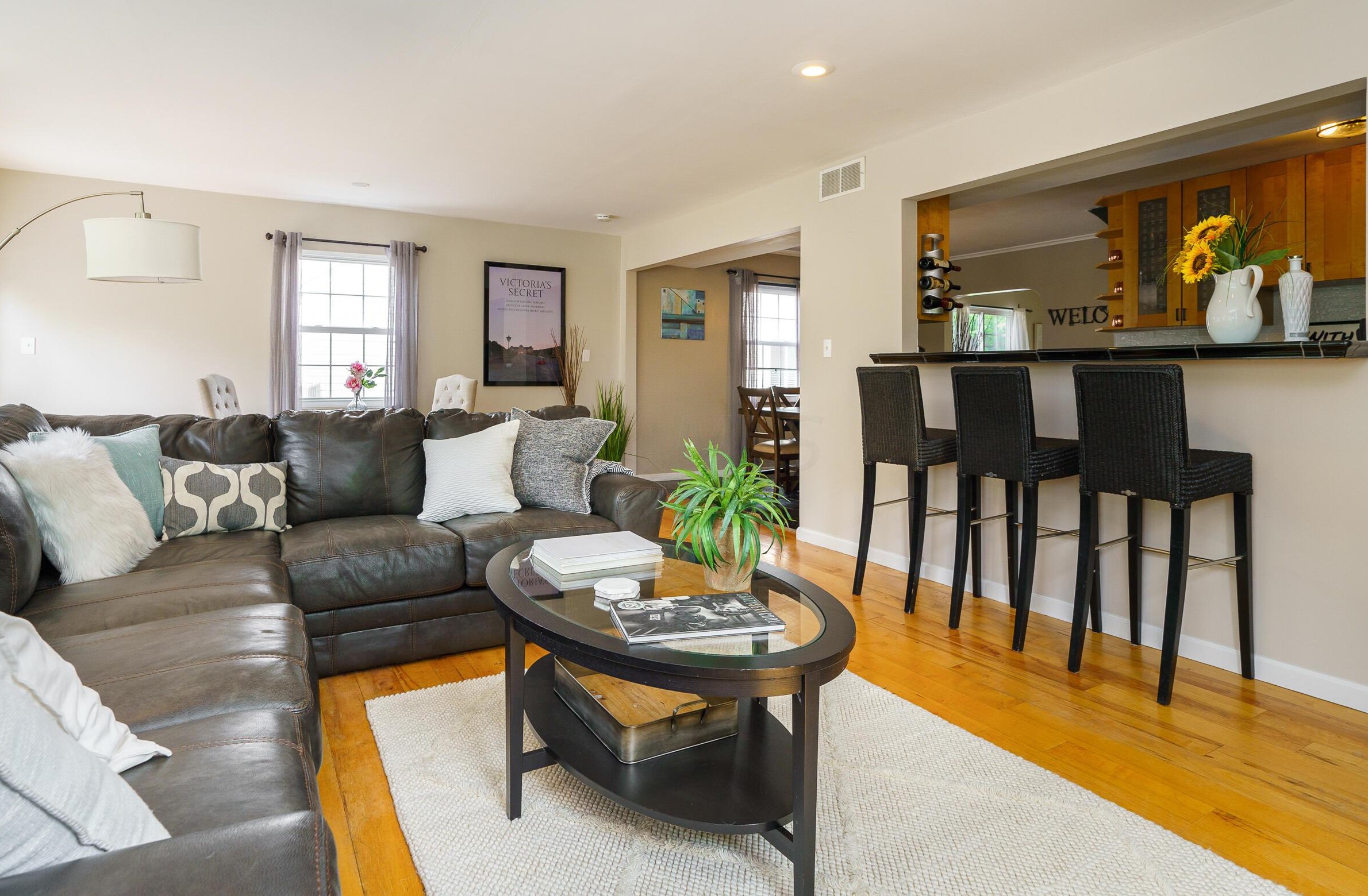 4519 Olentangy Blvd, Columbus OH  43214-2512 exterior